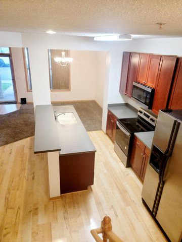 3049 Chamberlain Street N 4, Maplewood, MN 55109