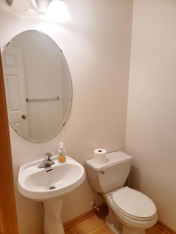 3049 Chamberlain Street N 4, Maplewood, MN 55109