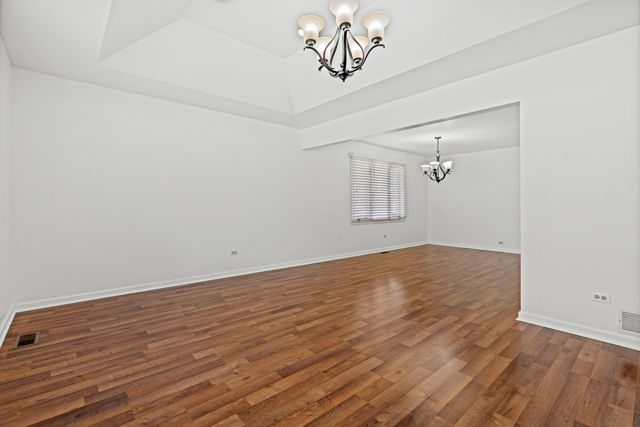 16527 Orange Avenue, Orland Park, IL 60467