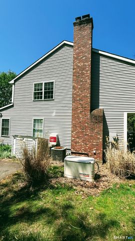 1130 Hanover Avenue, Meriden, CT 06451
