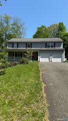 1130 Hanover Avenue, Meriden, CT 06451