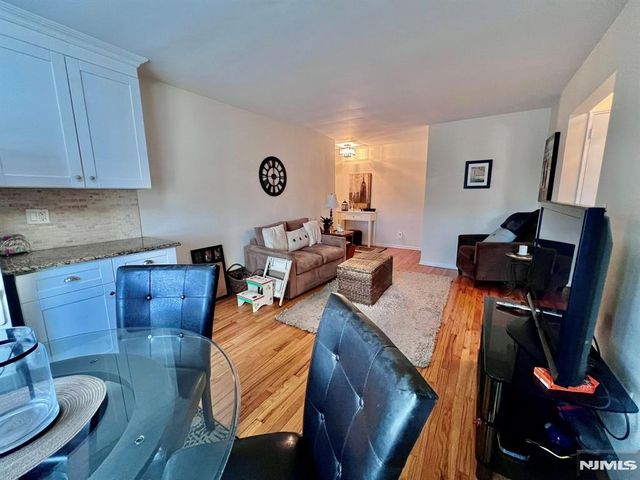 6-12 Hillside, Nutley, NJ 07110