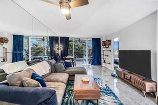 120 Royal Park Drive 4F, Oakland Park, FL 33309