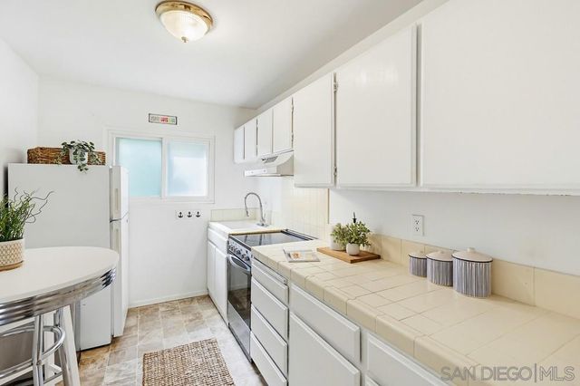 4477 Mentone Street Unit 105, San Diego, CA 92107