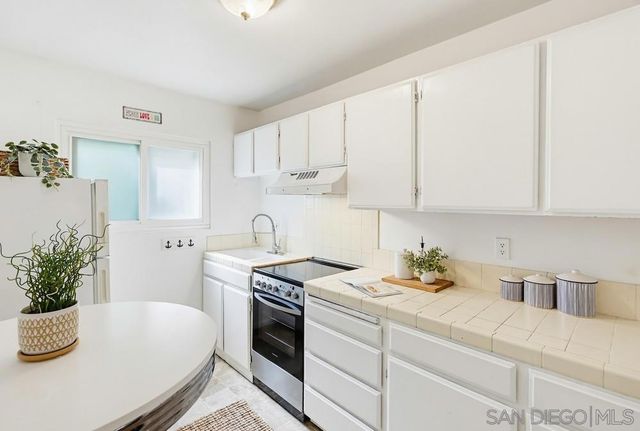 4477 Mentone Street Unit 105, San Diego, CA 92107