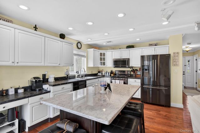 9 Pine Court, Montgomery, NY 12549
