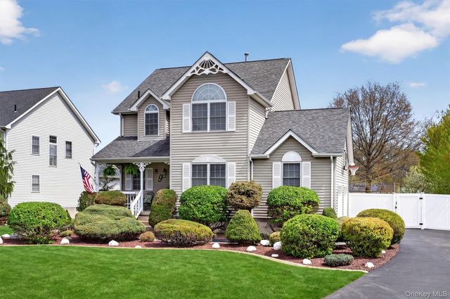 9 Pine Court, Montgomery, NY 12549