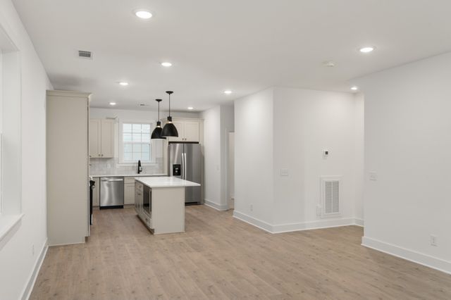 504 Edwin St, Nashville, TN 37207