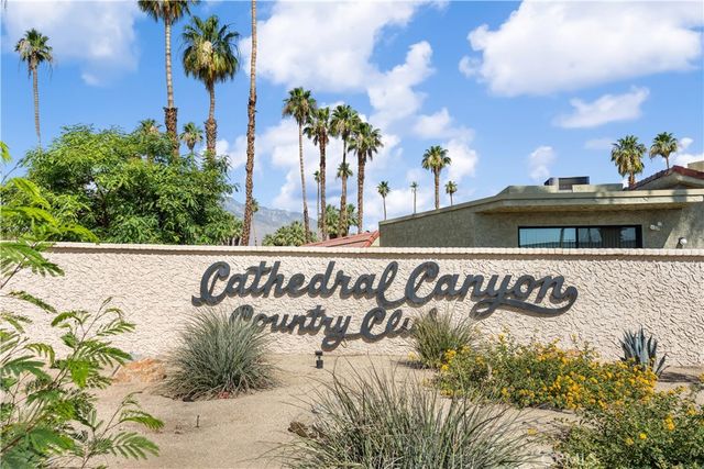 35371 Calle Solana, Cathedral City, CA 92234