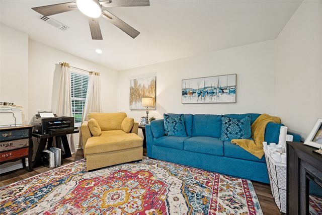 915 Waterloo Lake Drive, Denison, TX 75020