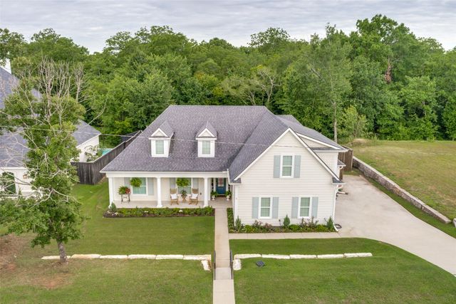 915 Waterloo Lake Drive, Denison, TX 75020