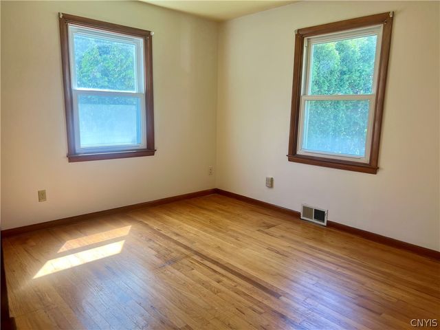 5 Summit Street, Cortland, NY 13045