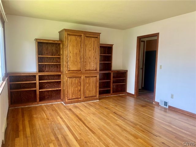 5 Summit Street, Cortland, NY 13045