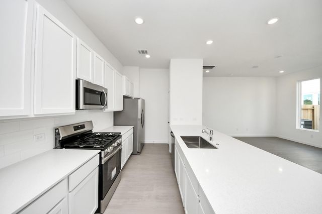 2205 Via Cami Lane, Houston, TX 77051