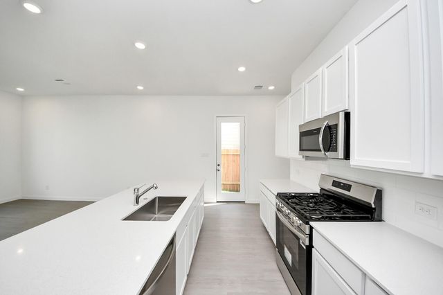 2205 Via Cami Lane, Houston, TX 77051