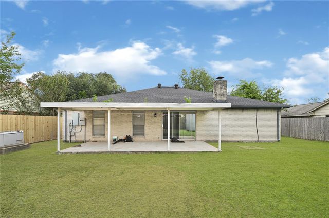 10206 Sagebluff Drive, Houston, TX 77089
