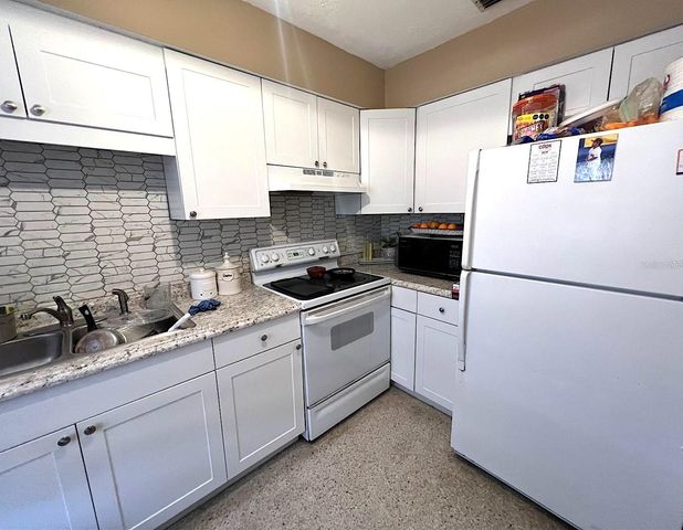 2100 9TH STREET, Sarasota, FL 34237