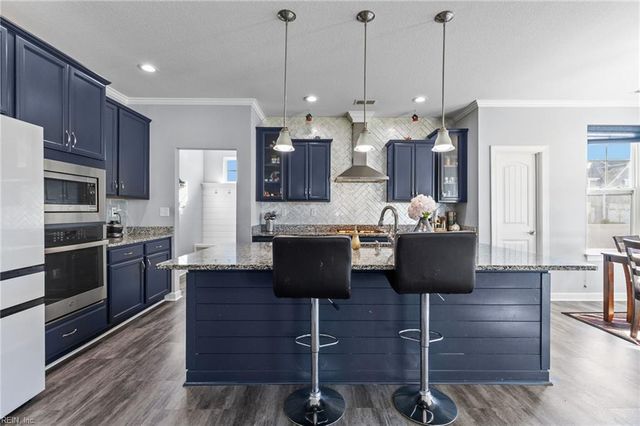 312 Maycox Lane, Chesapeake, VA 23322