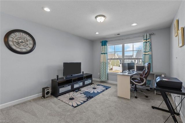 312 Maycox Lane, Chesapeake, VA 23322