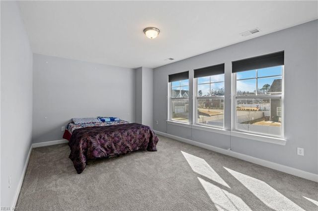 312 Maycox Lane, Chesapeake, VA 23322