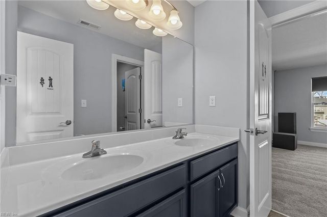 312 Maycox Lane, Chesapeake, VA 23322