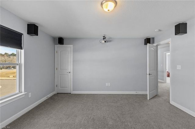 312 Maycox Lane, Chesapeake, VA 23322