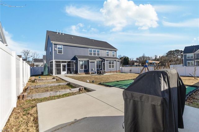 312 Maycox Lane, Chesapeake, VA 23322