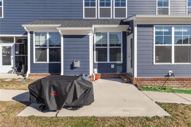 312 Maycox Lane, Chesapeake, VA 23322