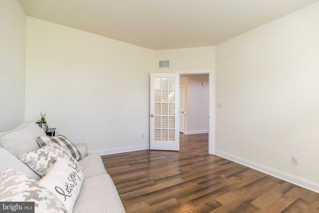 1030 IRON WORKS RD, Phoenixville, PA 19460