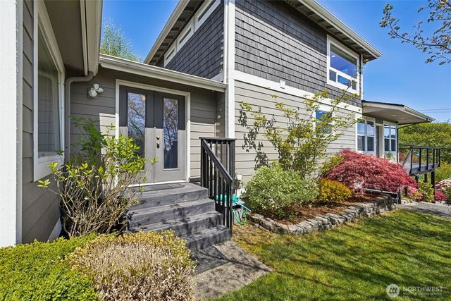 9226 Peacock Hill Avenue, Gig Harbor, WA 98332