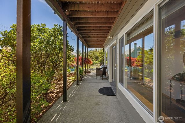 9226 Peacock Hill Avenue, Gig Harbor, WA 98332