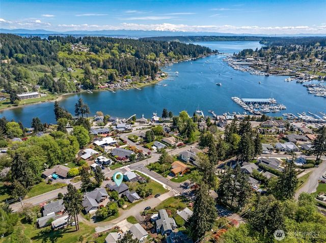 9226 Peacock Hill Avenue, Gig Harbor, WA 98332