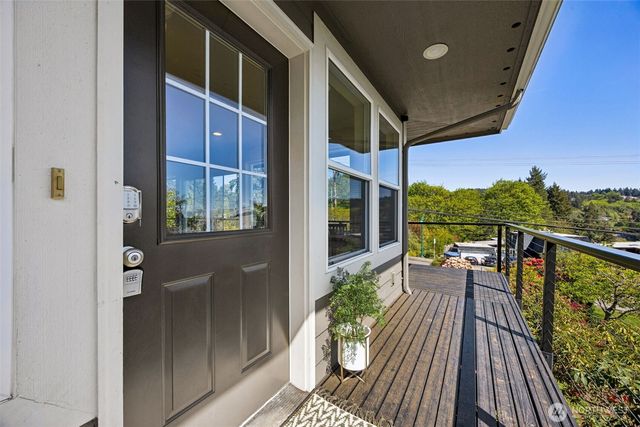 9226 Peacock Hill Avenue, Gig Harbor, WA 98332