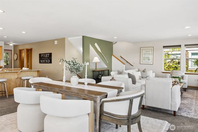 9226 Peacock Hill Avenue, Gig Harbor, WA 98332