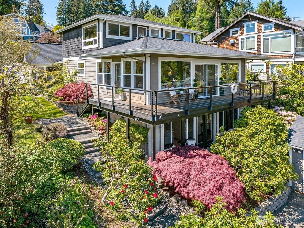 9226 Peacock Hill Avenue, Gig Harbor, WA 98332