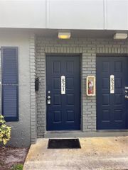 821 NW 46th Ave 821, Plantation, FL 33317