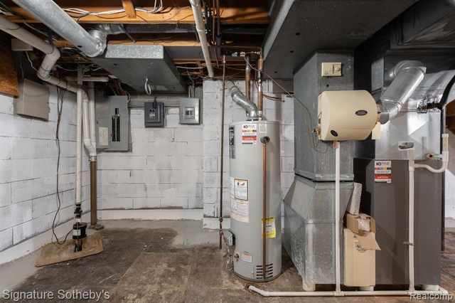 2377 Williamstown Court, Bloomfield Hills, MI 48304