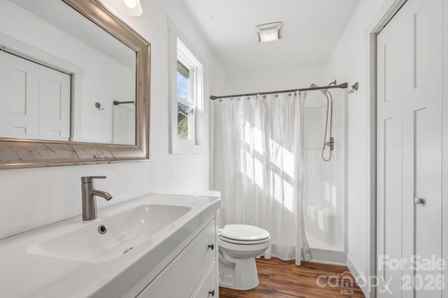 7 Mill Creek Loop, Asheville, NC 28806