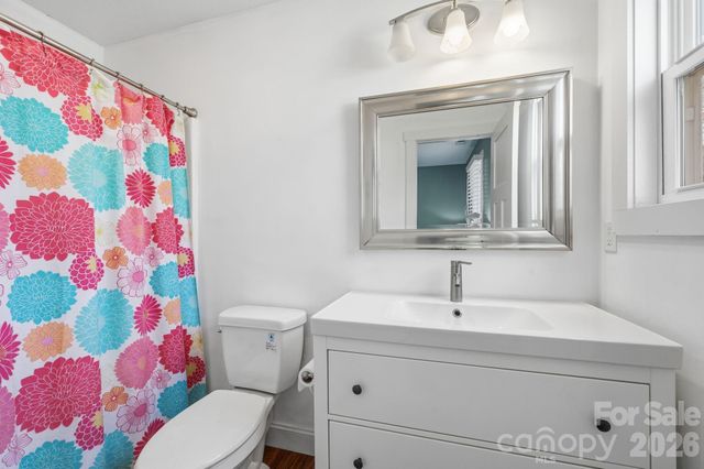 7 Mill Creek Loop, Asheville, NC 28806