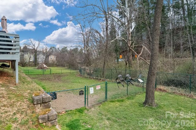7 Mill Creek Loop, Asheville, NC 28806