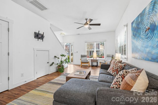 7 Mill Creek Loop, Asheville, NC 28806