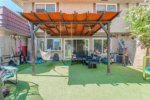 11321 Hart, Cypress, CA 90630
