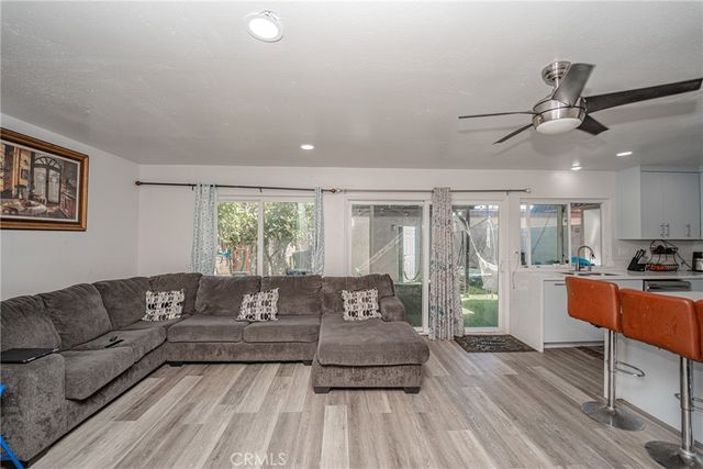 11321 Hart, Cypress, CA 90630