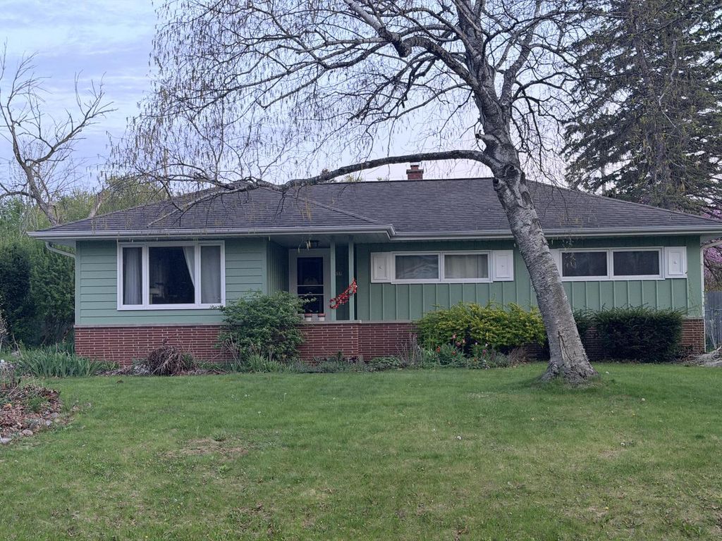 5337 W Wabash AVENUE, Brown Deer, WI 53223