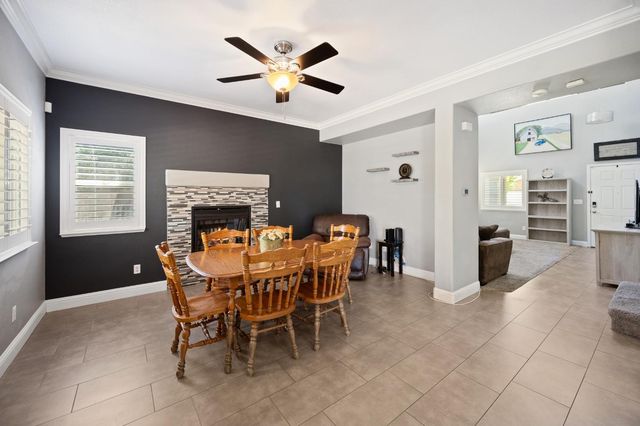 7005 Prelude Ln, Hughson, CA 95326