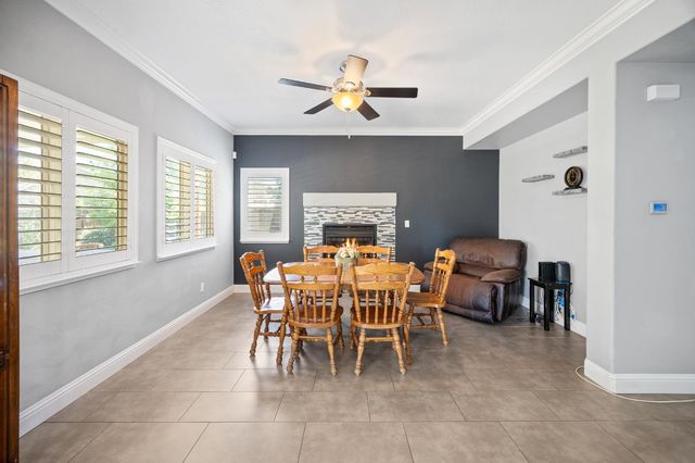 7005 Prelude Ln, Hughson, CA 95326