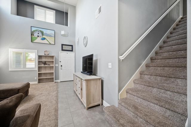 7005 Prelude Ln, Hughson, CA 95326