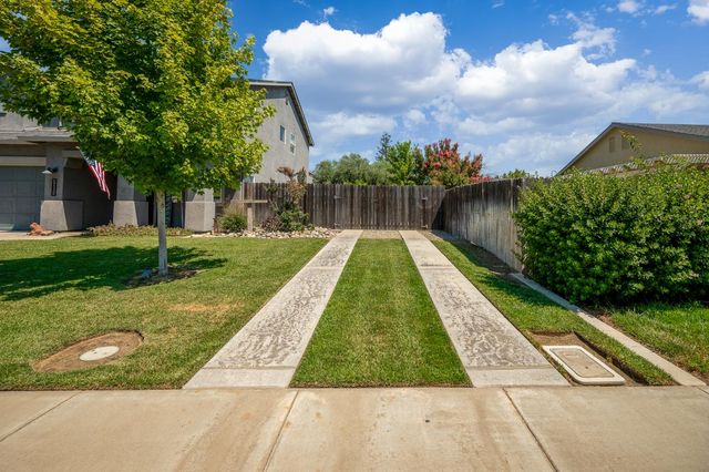 7005 Prelude Ln, Hughson, CA 95326