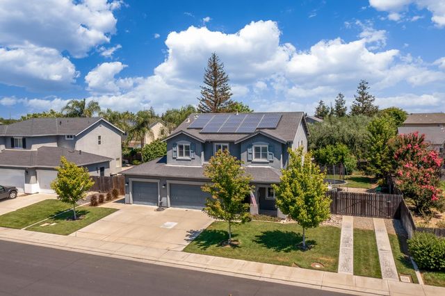 7005 Prelude Ln, Hughson, CA 95326
