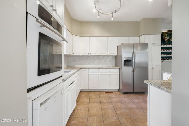 341 Fox Squirel Road, Southport, NC 28461